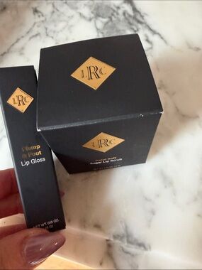Petal Soft Lip Gloss & Scrub ~ NIB 2fer